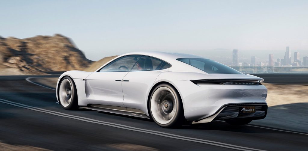 high mission e concept car 2015 porsche ag e1535018962346 1024x504 - Первый электромобиль от Porsche